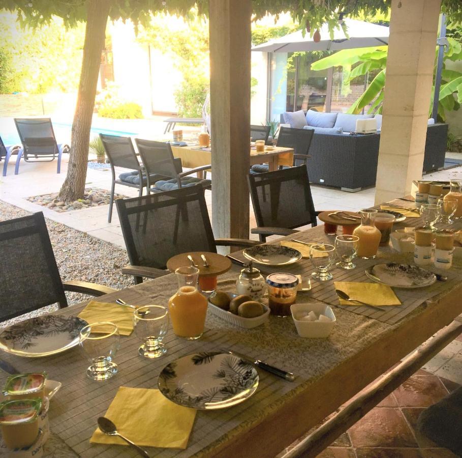 Le Logis De La Brumanderie - Saintes Fontcouverte  外观 照片