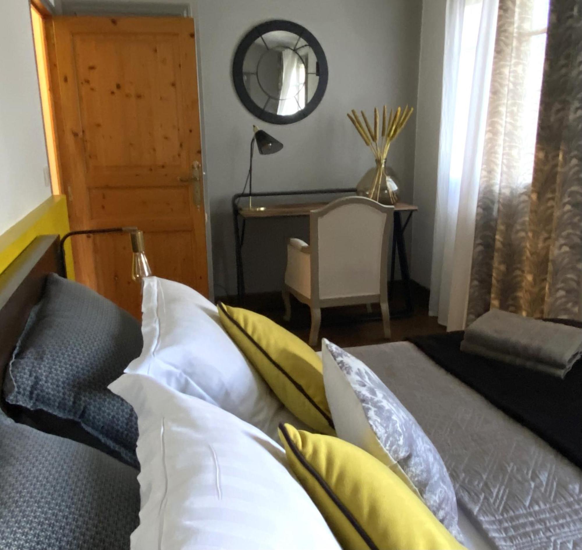Le Logis De La Brumanderie - Saintes Fontcouverte  客房 照片