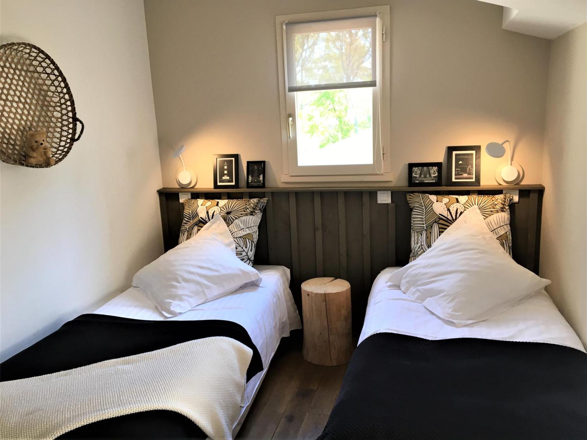 Le Logis De La Brumanderie - Saintes Fontcouverte  客房 照片